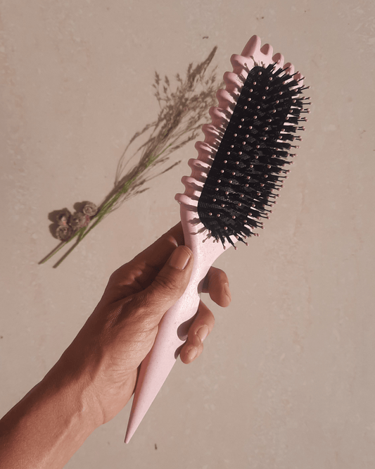 Invest in our EdgeLift Curl Defining Brush - Pastel Edition - Lebanon - Glowrious