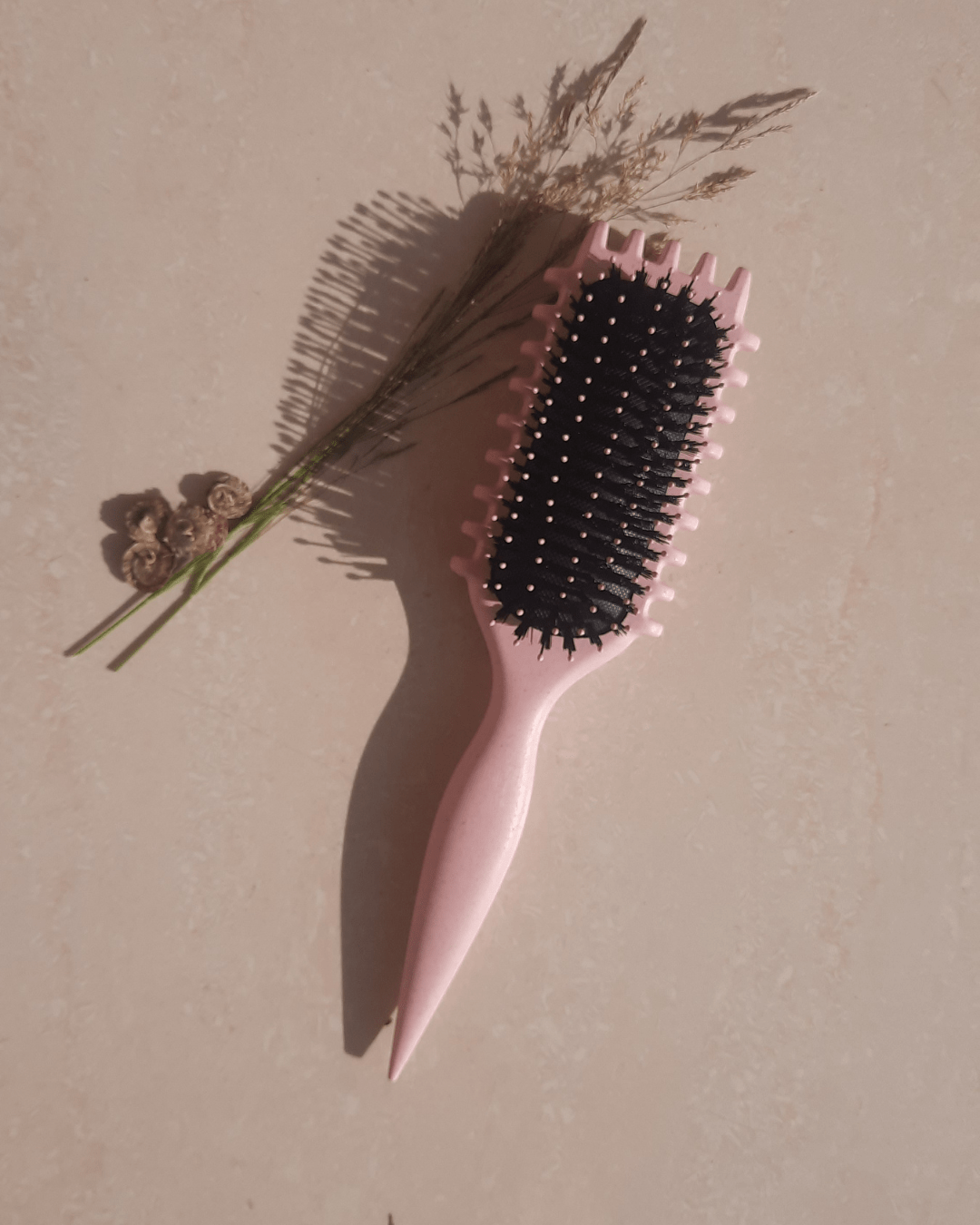 Invest in our EdgeLift Curl Defining Brush - Pastel Edition - Lebanon - Glowrious