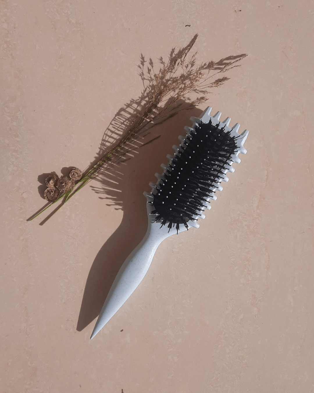 Invest in our EdgeLift Curl Defining Brush - Pastel Edition - Lebanon - Glowrious