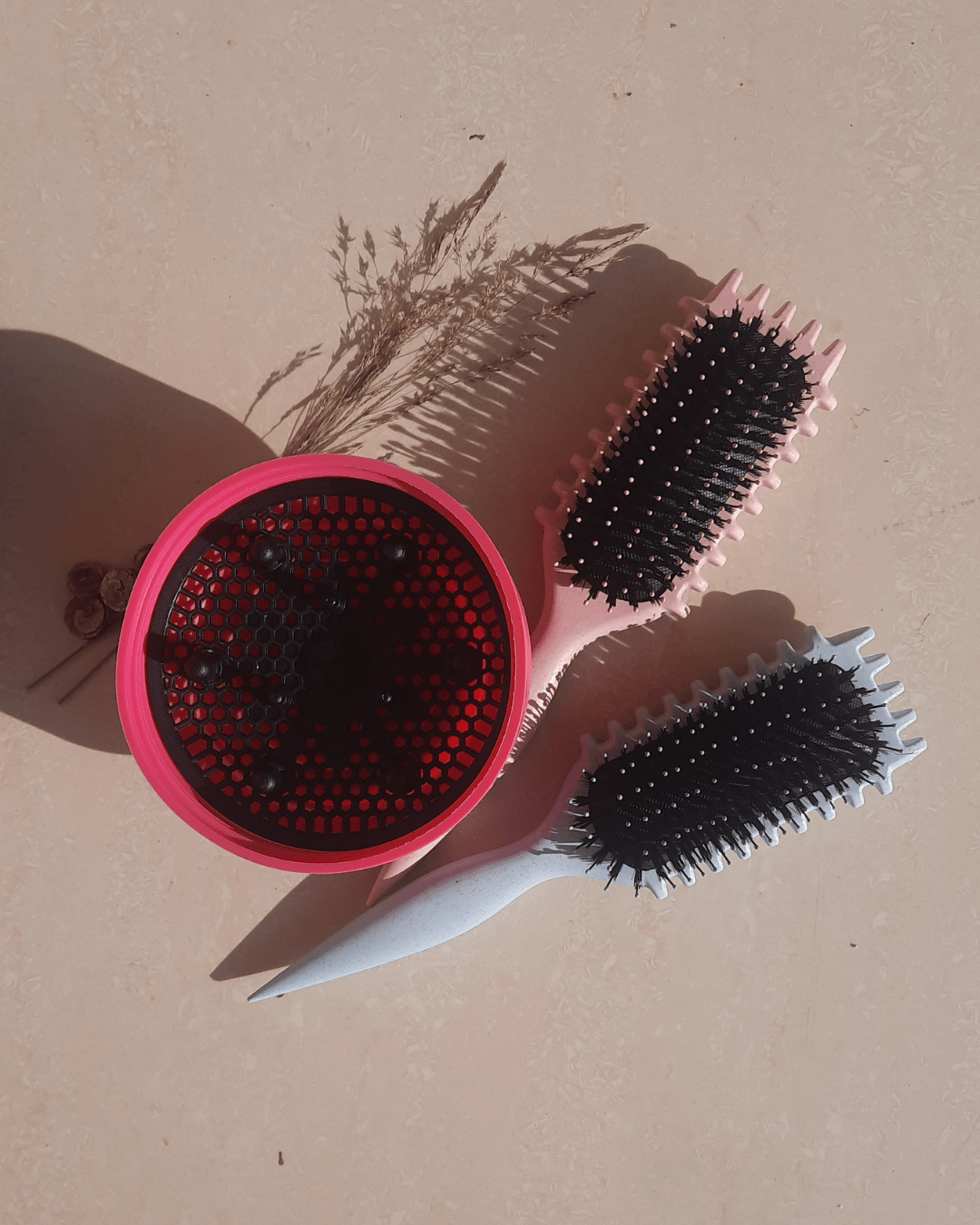 Invest in our EdgeLift Curl Defining Brush - Pastel Edition - Lebanon - Glowrious