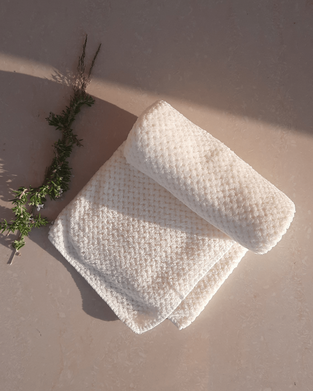 Invest in our Microfiber Hair Towel - Lebanon - Glowrious