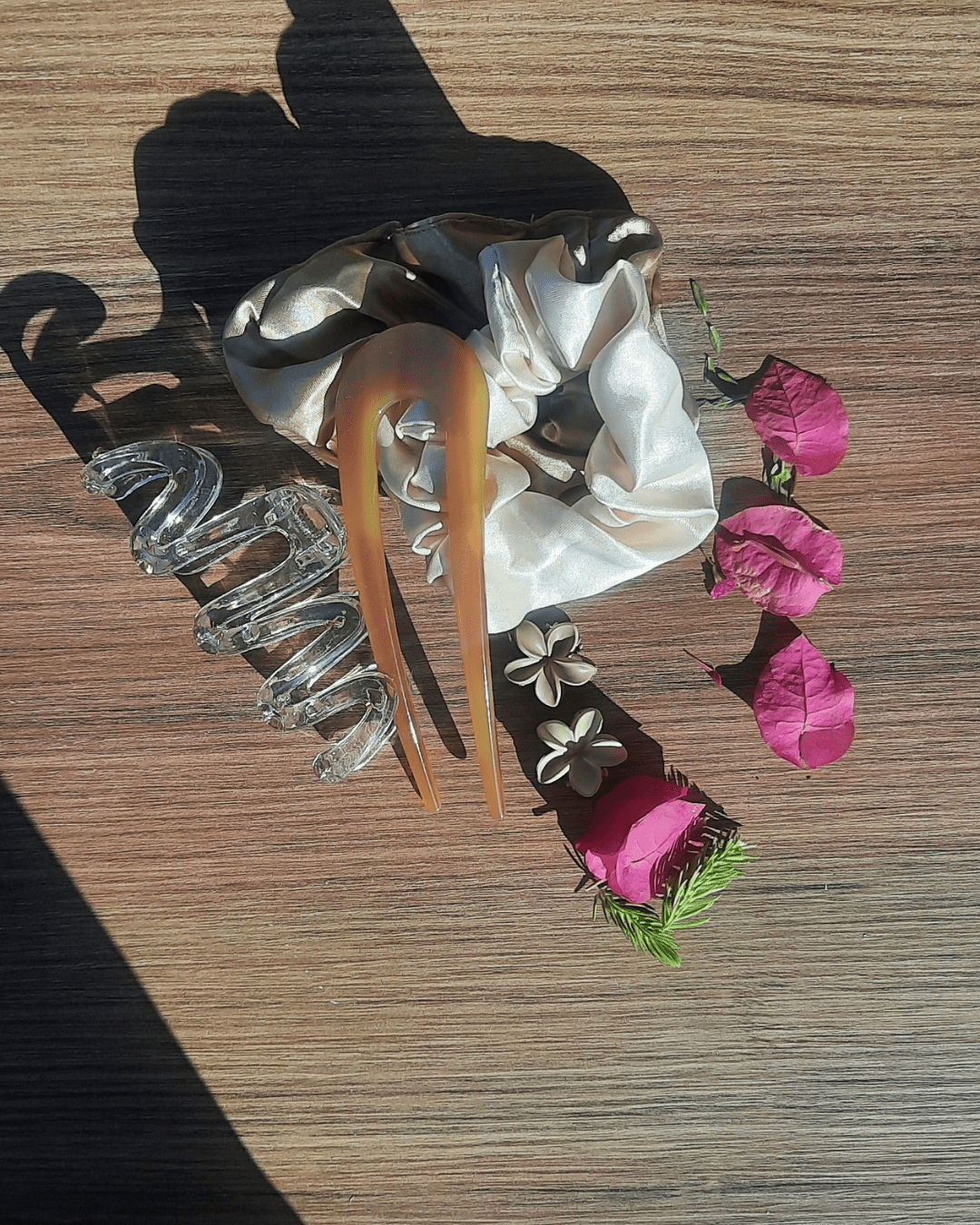 Invest in our Champagne Fizz - Curly Hair Accessories - Lebanon - Glowrious