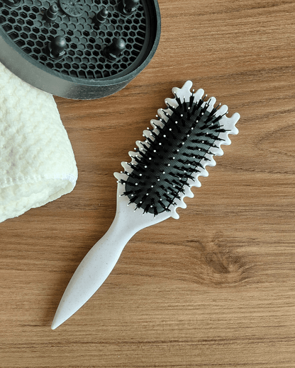 Invest in our EdgeLift Curl Defining Brush • Essential Pro-Styler • Basic Ed. - Lebanon - Glowrious