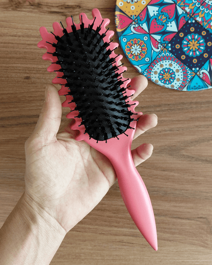 Invest in our EdgeLift Curl Defining Brush • Ultra-Definition • Color Ed. - Lebanon - Glowrious