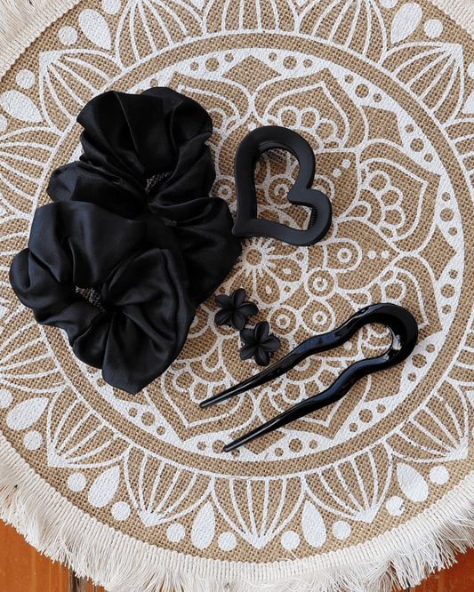 Invest in our Midnight Noir • Curly Hair Accessories. Add a pop of color and fun to your curls in Lebanon at Glowrious!