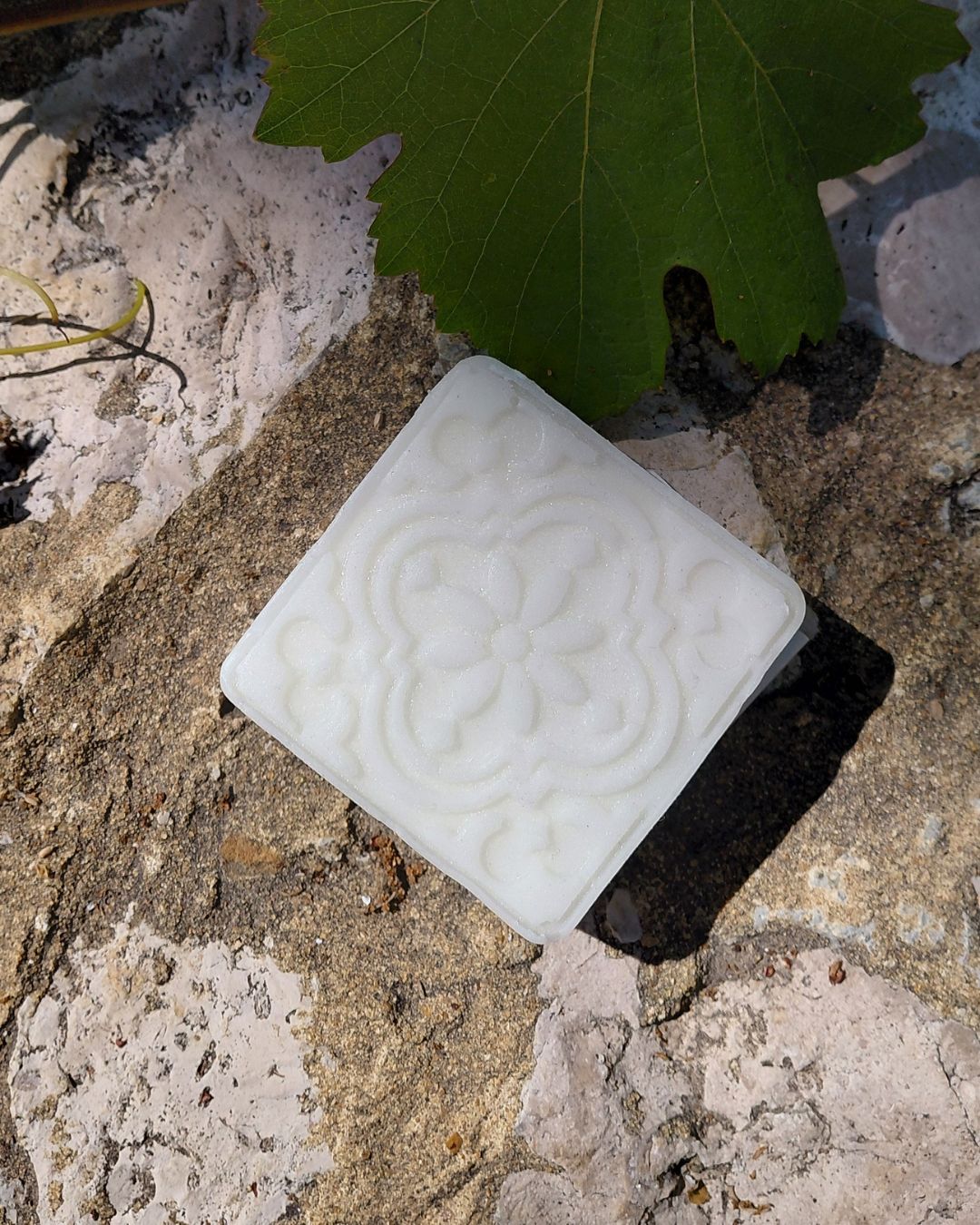 Invest in our Organic Body Soap Bar • The Ultimate Moisturizing Soap in Lebanon at Glowrious!