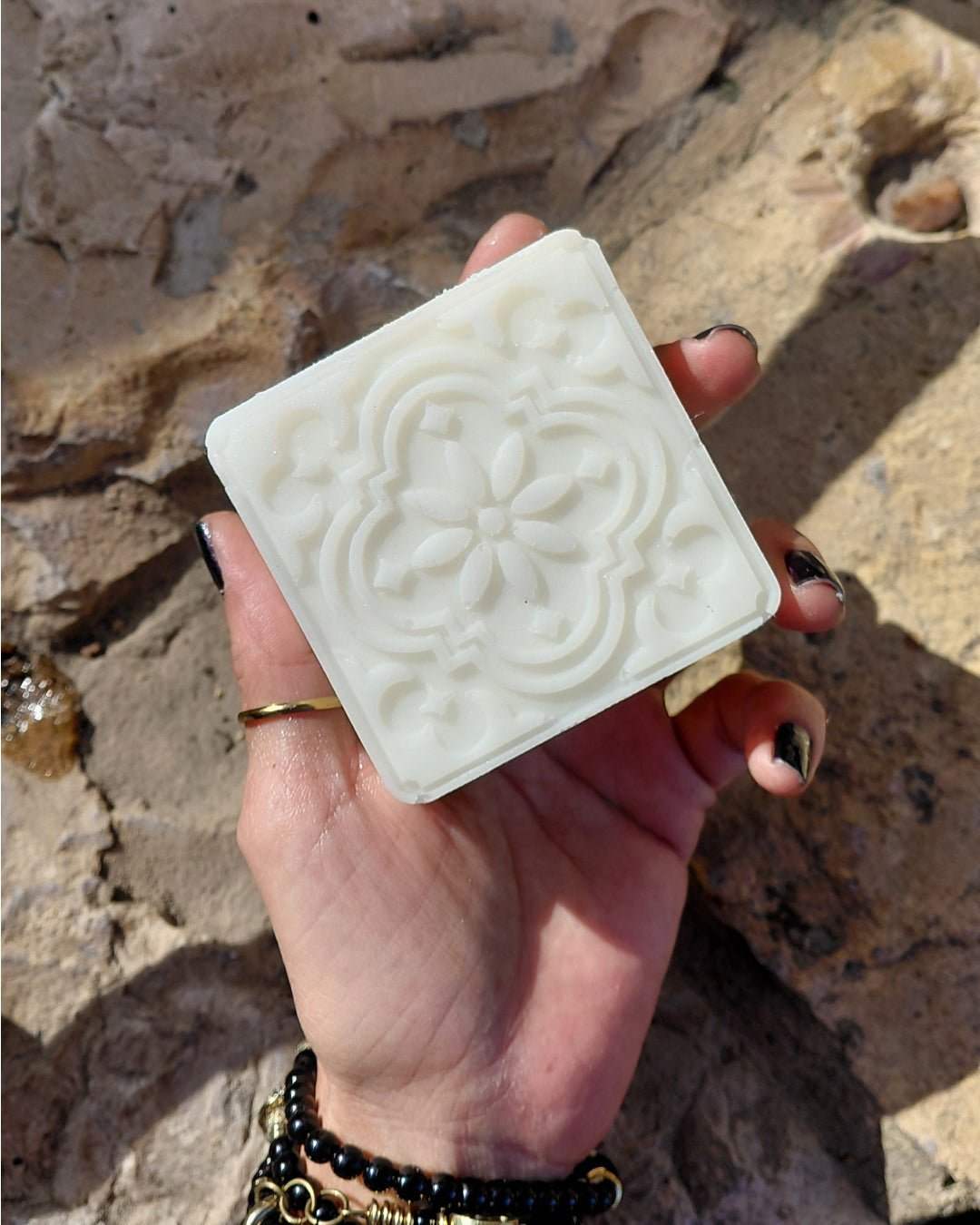 Invest in our Organic Body Soap Bar • The Ultimate Moisturizing Soap in Lebanon at Glowrious!