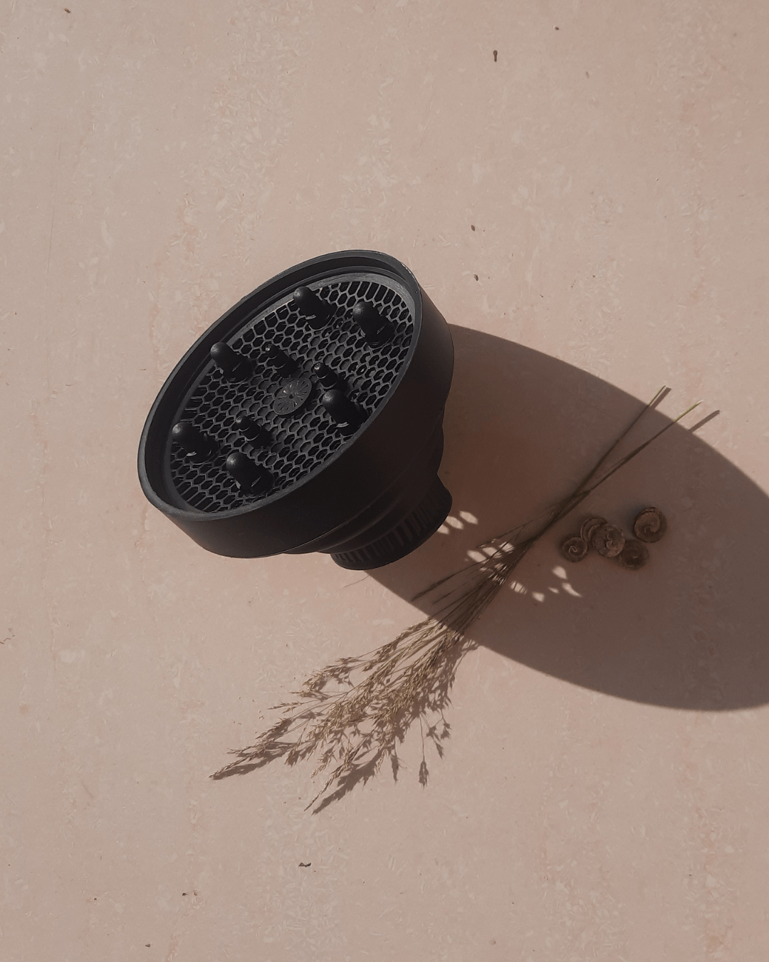 Invest in our Pop - Up Silicone Diffuser - Lebanon - Glowrious