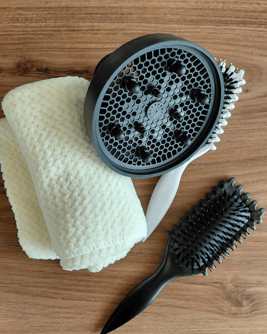 Invest in our Pop - Up Silicone Diffuser • Zero - Damage Drying • Classic Ed. - Lebanon - Glowrious