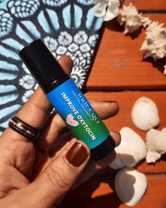 Invest in The Love Hormone ⋆ Organic Essential Oil Blend for Oxytocin - Lebanon - Glowrious