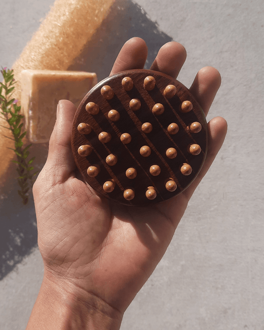 Invest in our Wooden Scalp Massager - Lebanon - Glowrious